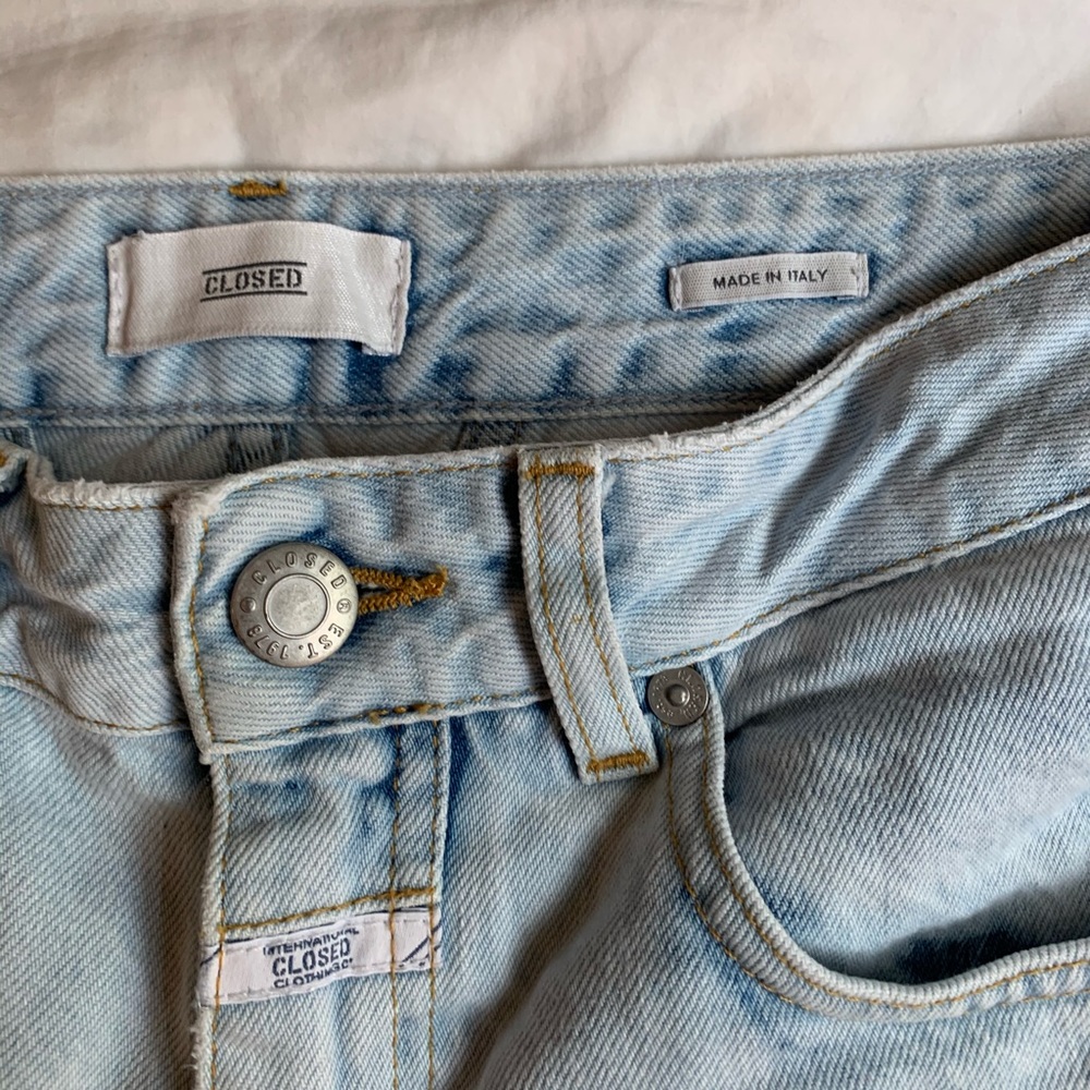 Closed “Glow” Jeans
